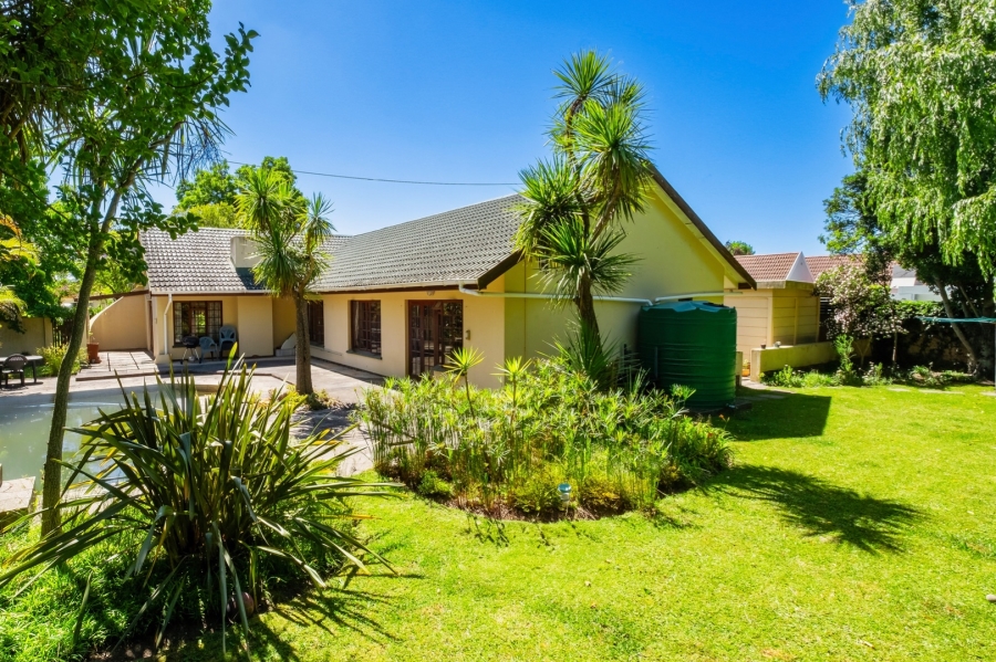  Bedroom Property for Sale in Heather Park Western Cape